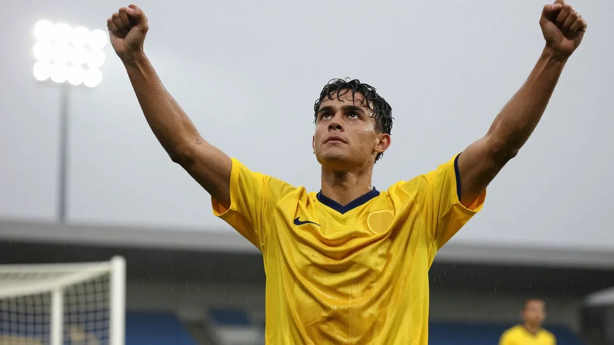 Watford drew 1-1 with West Ham United at Vicarage Road, with Fardin Nabizada's first-half strike cancelled out by a...