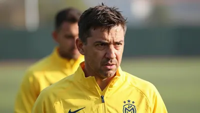 Watford manager Alessio Dionisi insists his focus is on the pitch, not the transfer market, despite acknowledging his...
